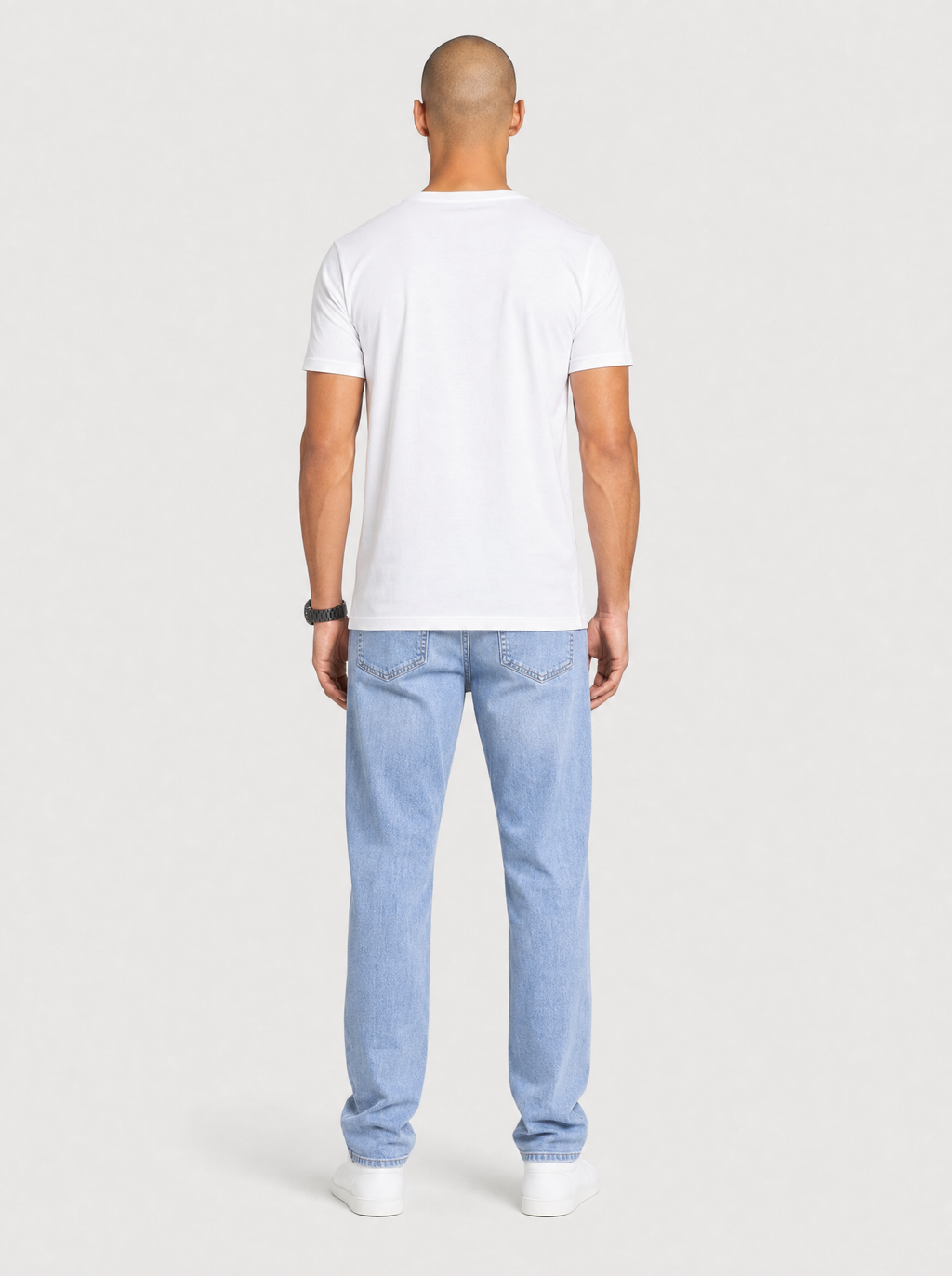 M01 Relaxed Straight