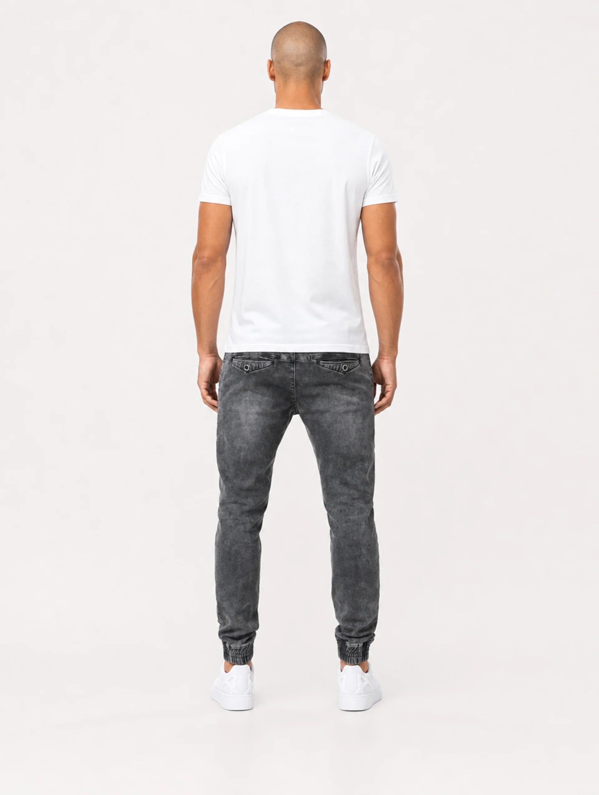M06 Retro Slim