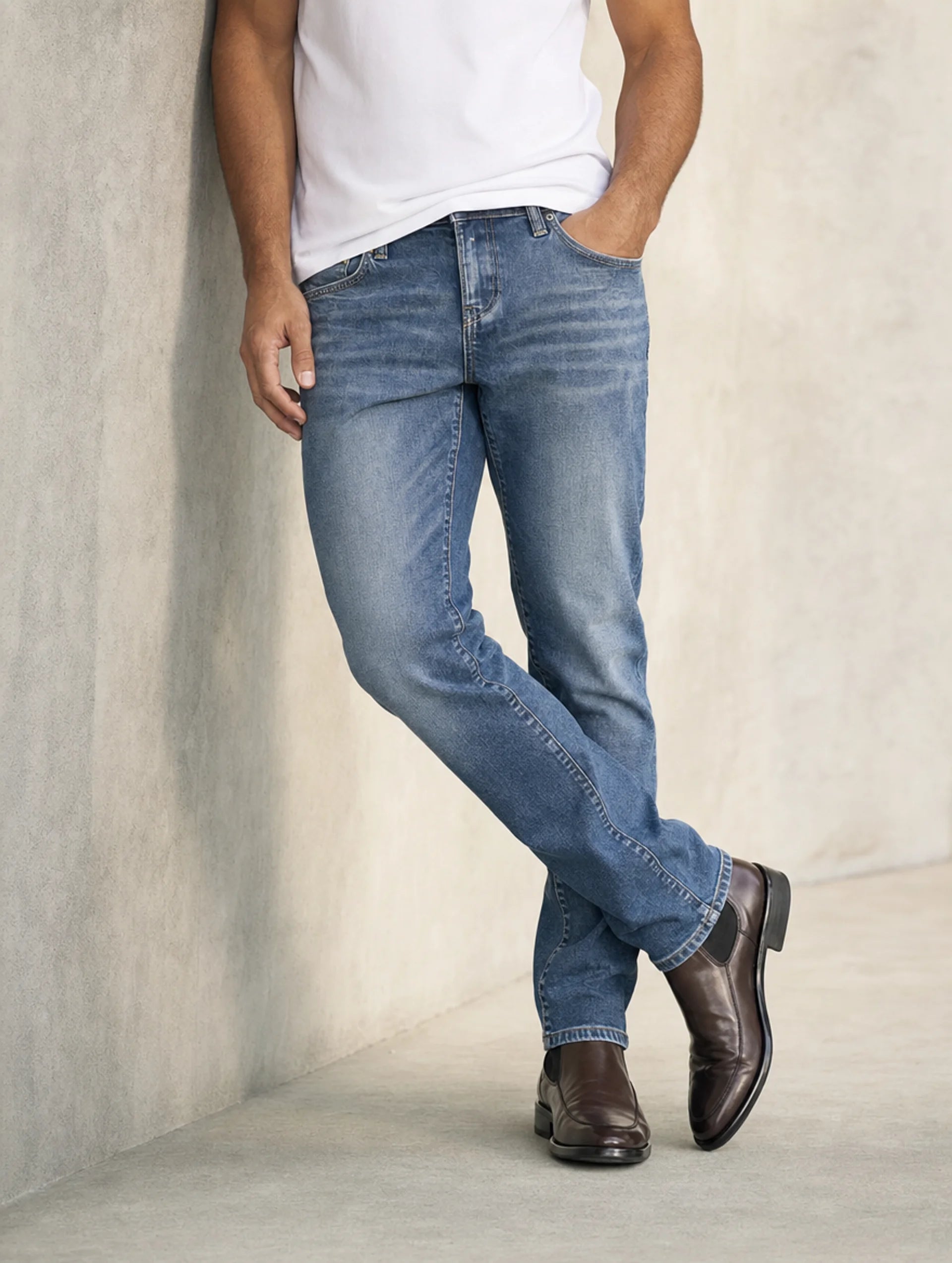 M03 Classic Straight